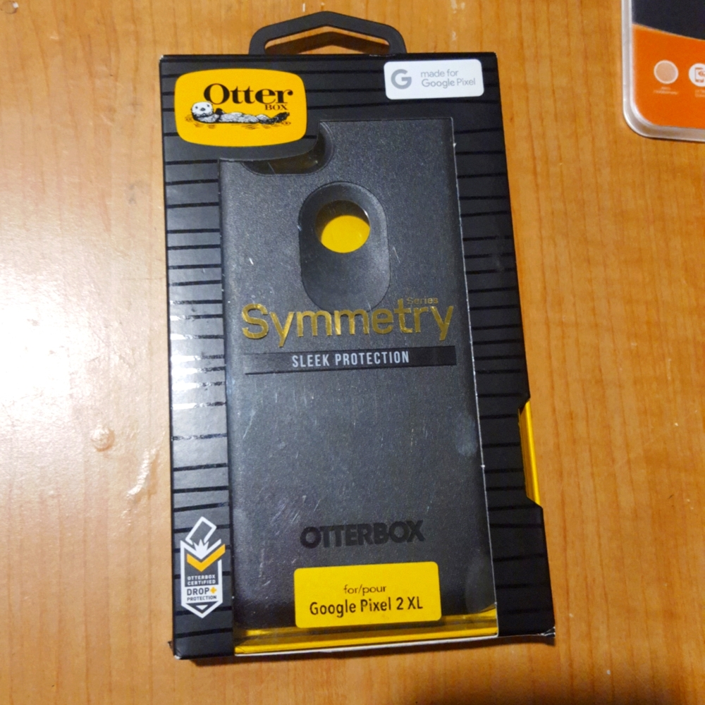 Google Pixel 2 XL OtterBox case